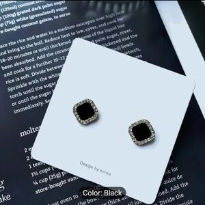 Elegant Black Earrings